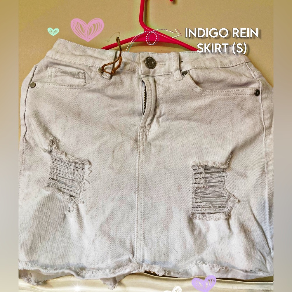 INDIGO REIN WHITE DISTRESSED SKIRT (S)